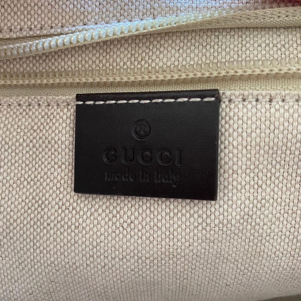 Gucci Messenger bag